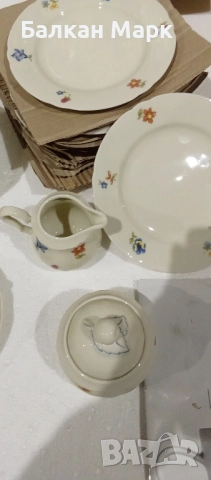 Порцеланов сервиз за чай Seltmann Weiden Marieluise Blütenmeer – 20 части/липсват 4/🌸, снимка 3 - Сервизи - 52404239