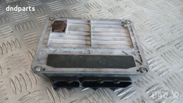 Компютър VW Golf 4 1.6i 1998 06A906019AK 5WP4371 Volkswagen Golf IV (1998-2004), снимка 3 - Части - 56154997
