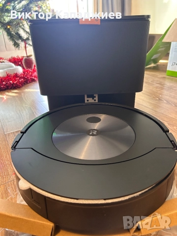 Продавам iRobot Roomba Combo j7+ – Прахосмукачка + Моп + Clean Base, снимка 4 - Други - 52501955