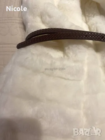 Уникален, пухкав бял елек от еко кожа с колан и две джобчета, снимка 7 - Елеци - 47988396