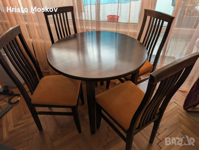 Кръгла маса Ф90 и 4 стола, снимка 3 - Маси - 53267946