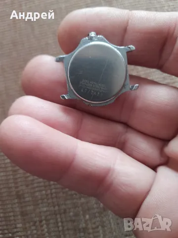 Стар часовник Junghans Quartz, снимка 4 - Антикварни и старинни предмети - 48707509