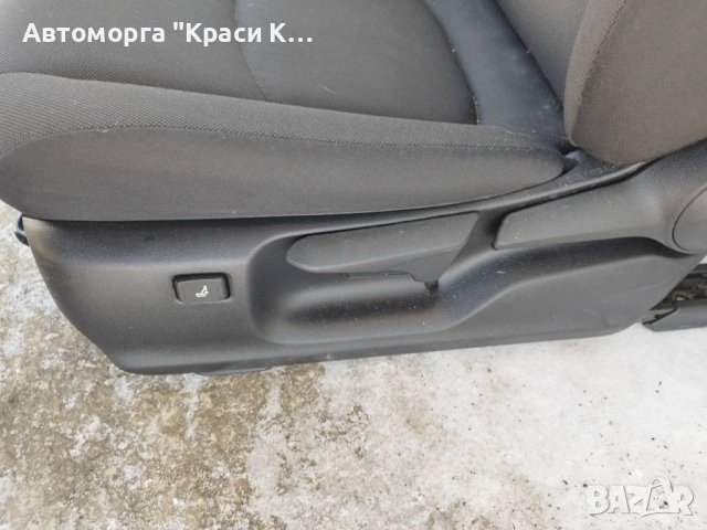 седалки предни и задни с подгрев за тойота Корола седан 2022г, снимка 3 - Части - 53124461