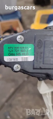 Потенциометър педал газ 1J1 721 503 J Audi TT - 90лв, снимка 2 - Части - 48166532