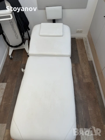 Електрическа масажна/козметична кушетка , снимка 2 - Кушетки - 53772904