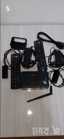 Сателитни приемници, снимка 16 - Приемници и антени - 39674379