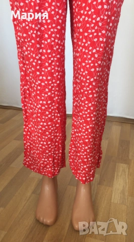 С размер Нов Дамски Панталон Monki с етикети Червен Бял Флорален на Цветя, снимка 8 - Панталони - 51823547