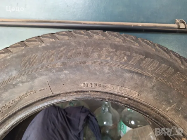 Подарявам зимни гуми за джип. , снимка 1