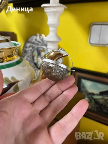 Краснодарска фабрика за порцелан “Чайка” СССР 70-те години  Много голям чайник Полихромна живопис , снимка 6 - Други - 52496811