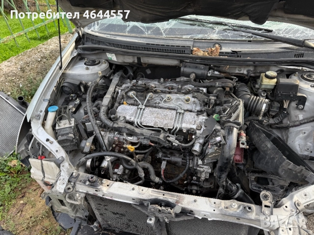 Toyota Corolla 2004 на части , снимка 2 - Автомобили и джипове - 52330405