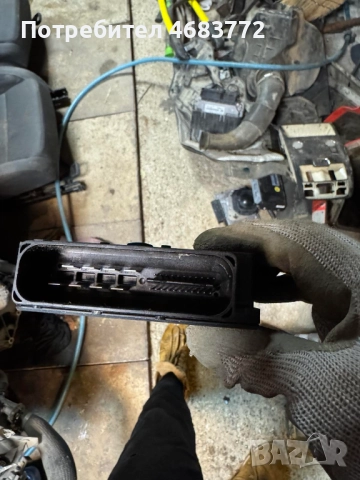 Модул или управление на ръчната спирачка на Ауди A8 D4 H4 само за 200лв. 4h0907801Е, снимка 4 - Части - 52804011