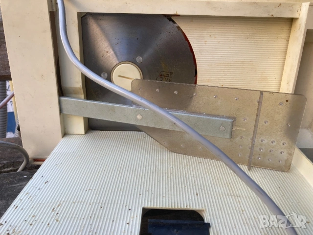 Ретро електрически нож за хляб Ideal 175, снимка 4 - Антикварни и старинни предмети - 53689412