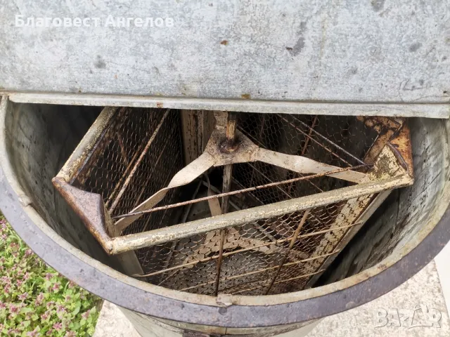 Центрофуга за мед, снимка 8 - За пчели - 49774893