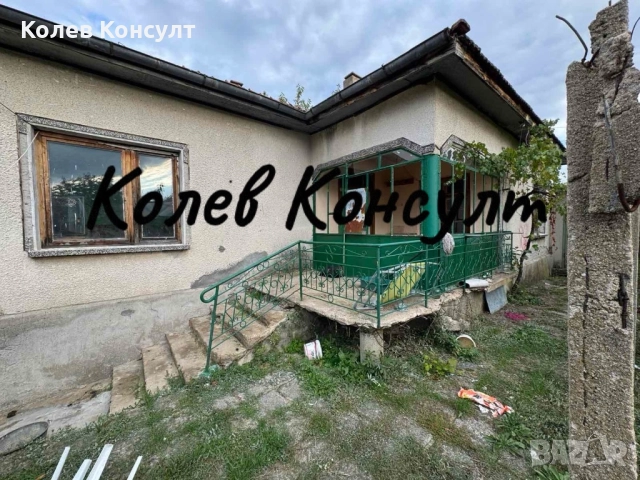 Продавам къща с. Помощник , снимка 6 - Къщи - 52076785