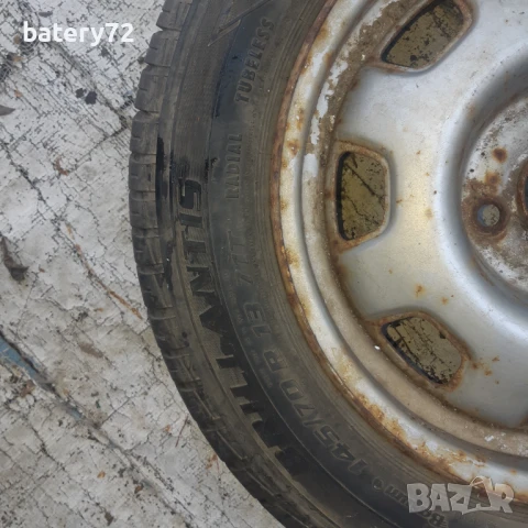 Гума с джанта-три болта-от Пежо 106, снимка 2 - Гуми и джанти - 50930734