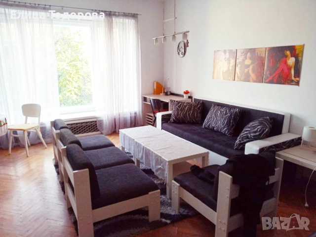 Отдавам под наем тристаен апартамент - съквартиранство