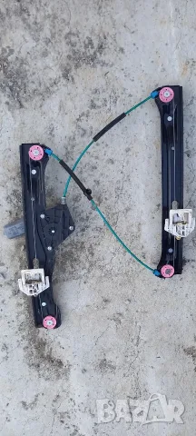 Преден ляв стъклоповдигач BMW F20, снимка 2 - Части - 56155449