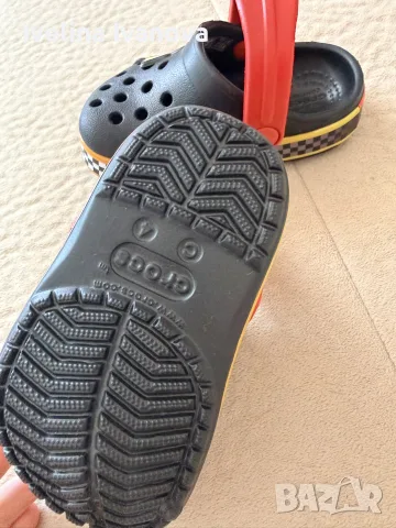 Чехли Crocs Crocband Fun Lab Cars, черно/червено, номер 19/20, снимка 5 - Детски сандали и чехли - 55989918