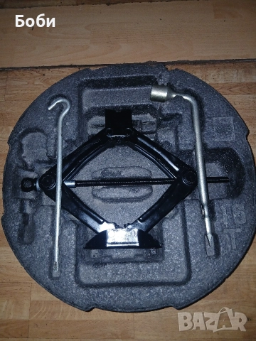 Органайзер с инструменти хюндай кия оем нов, снимка 2 - Аксесоари и консумативи - 52670647