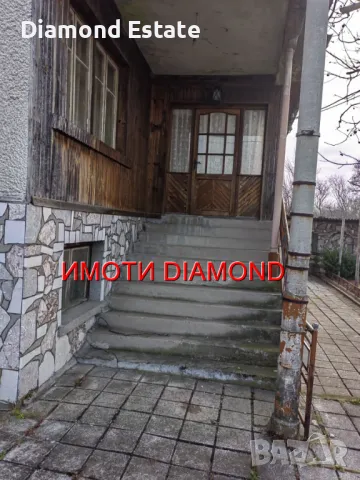 Двуетажна къща в село Върбица обл. Хасково, снимка 4 - Къщи - 48139434