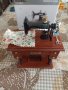 Винтидж музикалнa кутя - Шевна машина с ръчна манивела , снимка 2