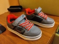 маратонки с колелца HEELYS, снимка 1