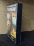 Видеокасета " КОСВЕНИ ЖЕРТВИ - АРНОЛД ШВАРЦЕНЕГЕР " VHS, снимка 4