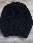 Дамска плетена шапка, снимка 1 - Шапки - 41886644