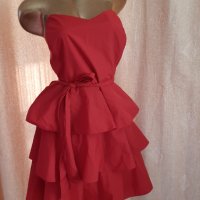 Papaya L/XL Корсетна червена рокля на волани, снимка 2 - Рокли - 38801840