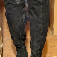 Италиански велурени чизми, снимка 2 - Дамски ботуши - 41353249