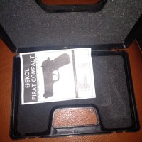 Кутия за пистолет със закопчалки, снимка 1 - Въздушно оръжие - 42704665