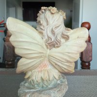 Продавам стара, красива фигурка на момиче-ангел., снимка 3 - Колекции - 42277950