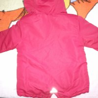Червено яке , снимка 2 - Детски якета и елеци - 35911611