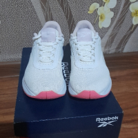 Дамски маратонки Reebok., снимка 6 - Маратонки - 44718768