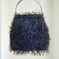 Атрактивна дамска текстилна чанта с кръгли дръжки, снимка 3 - Чанти - 44553382