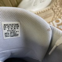 ''Adidas Veritas Lea''оригинални маратонки 44 номер, снимка 11 - Маратонки - 41636193