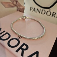 Оригинална сребърна гривна Pandora Essence 925, снимка 3 - Гривни - 41685974