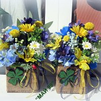 Цветя в дървено сандъче, снимка 1 - Подаръци за рожден ден - 39912606