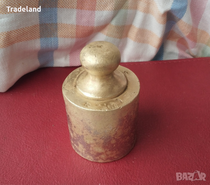 Старинна бронзова теглилка от 1 кг., от едни по-добри времена, снимка 1