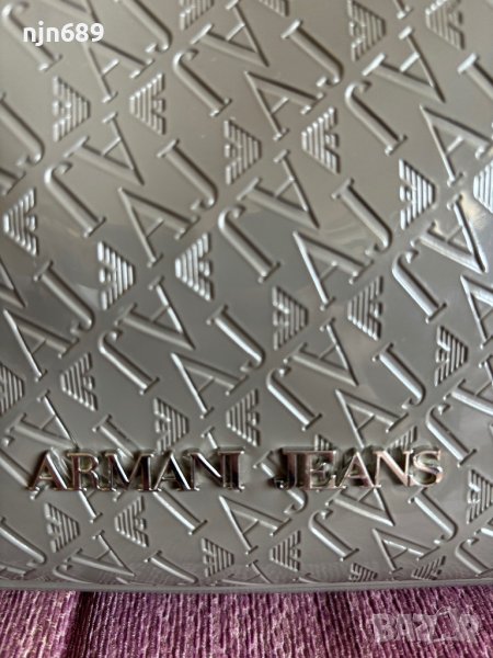 Armani , снимка 1