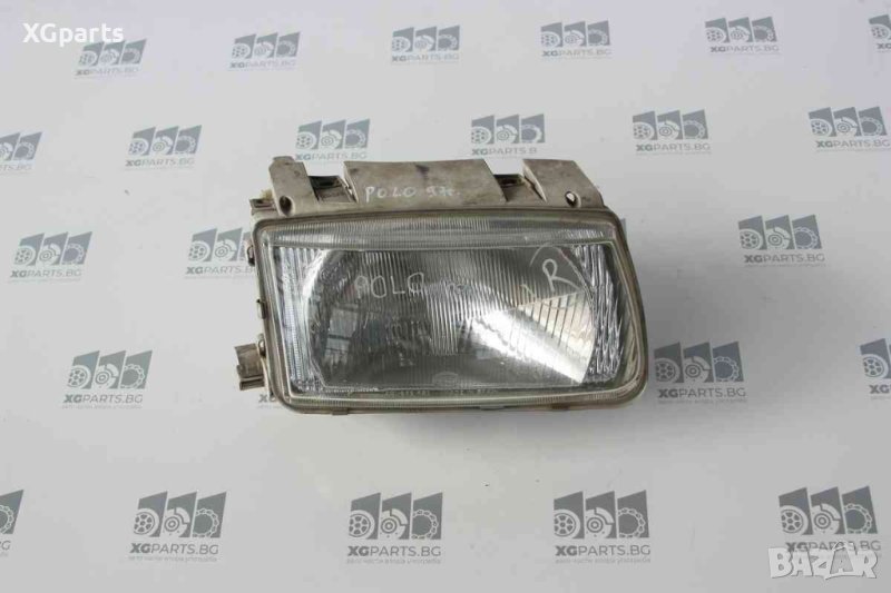  Десен фар за VW Polo 97г., снимка 1