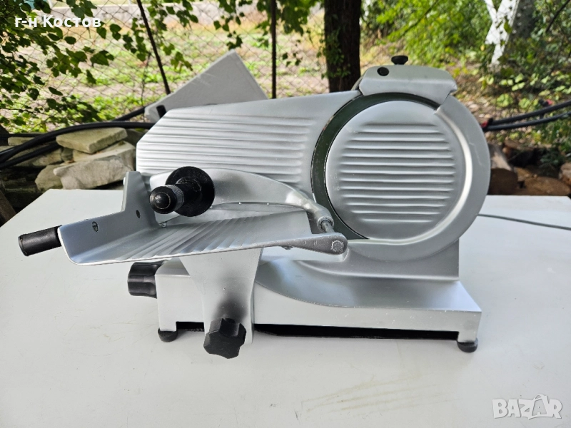 Колбасо резачка размери на ножа ф-25см. втора употреба , снимка 1