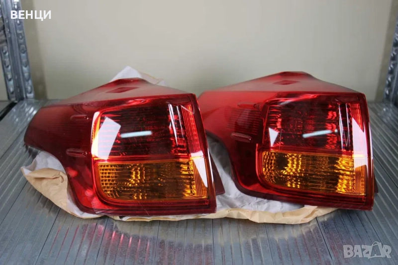 Оригинален заден ляв стоп Toyota RAV4 (2012г.–2019г.), снимка 1