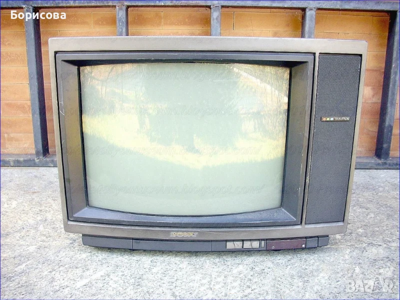 Продавам телевизор SONY TRINITRON, снимка 1