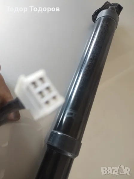 мотор за заден капак RАV 4 2014г., снимка 1