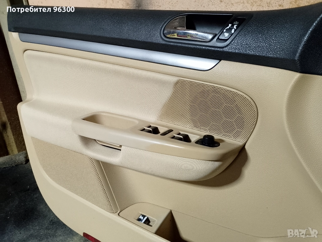 кори за врати ГОЛФ 5 бежови, снимка 1