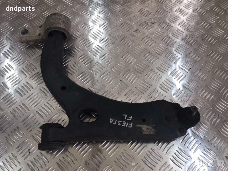 Преден ляв носач Ford Fiesta,2004г., снимка 1