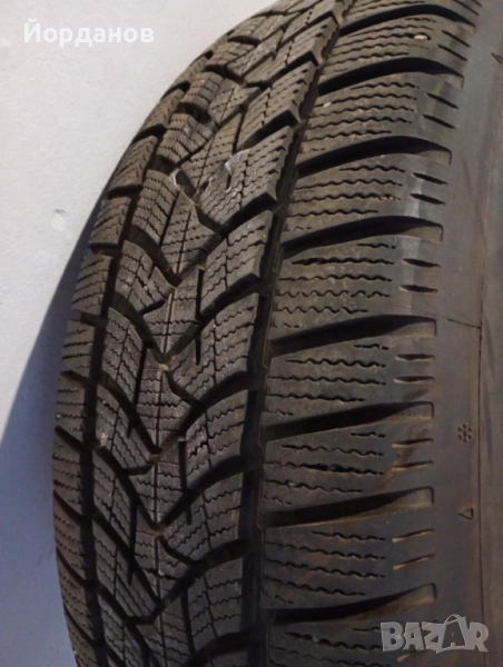 Зимни гуми за джип Dunlop Winter Sport 5 SUV 215/70/16 с джанти 5х114.3, снимка 1