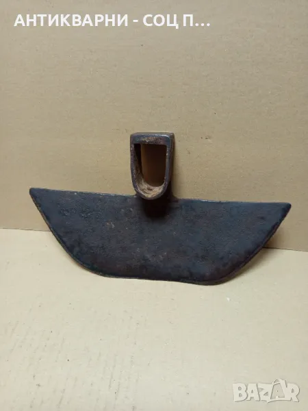 Соц Стара Ръчно Кована Мотика Чапа Номер 6. Тегло 0.800кг., снимка 1