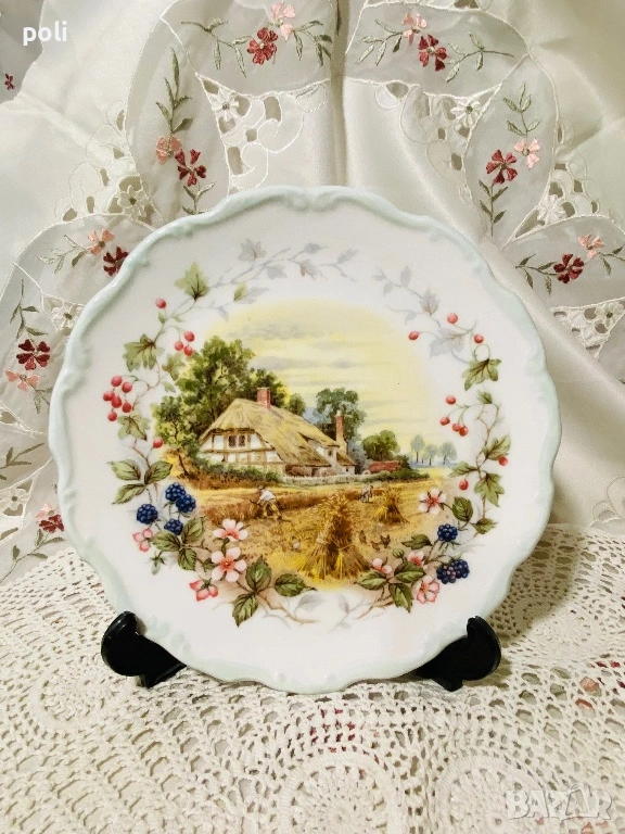 порцеланова чиния за стена , снимка 1